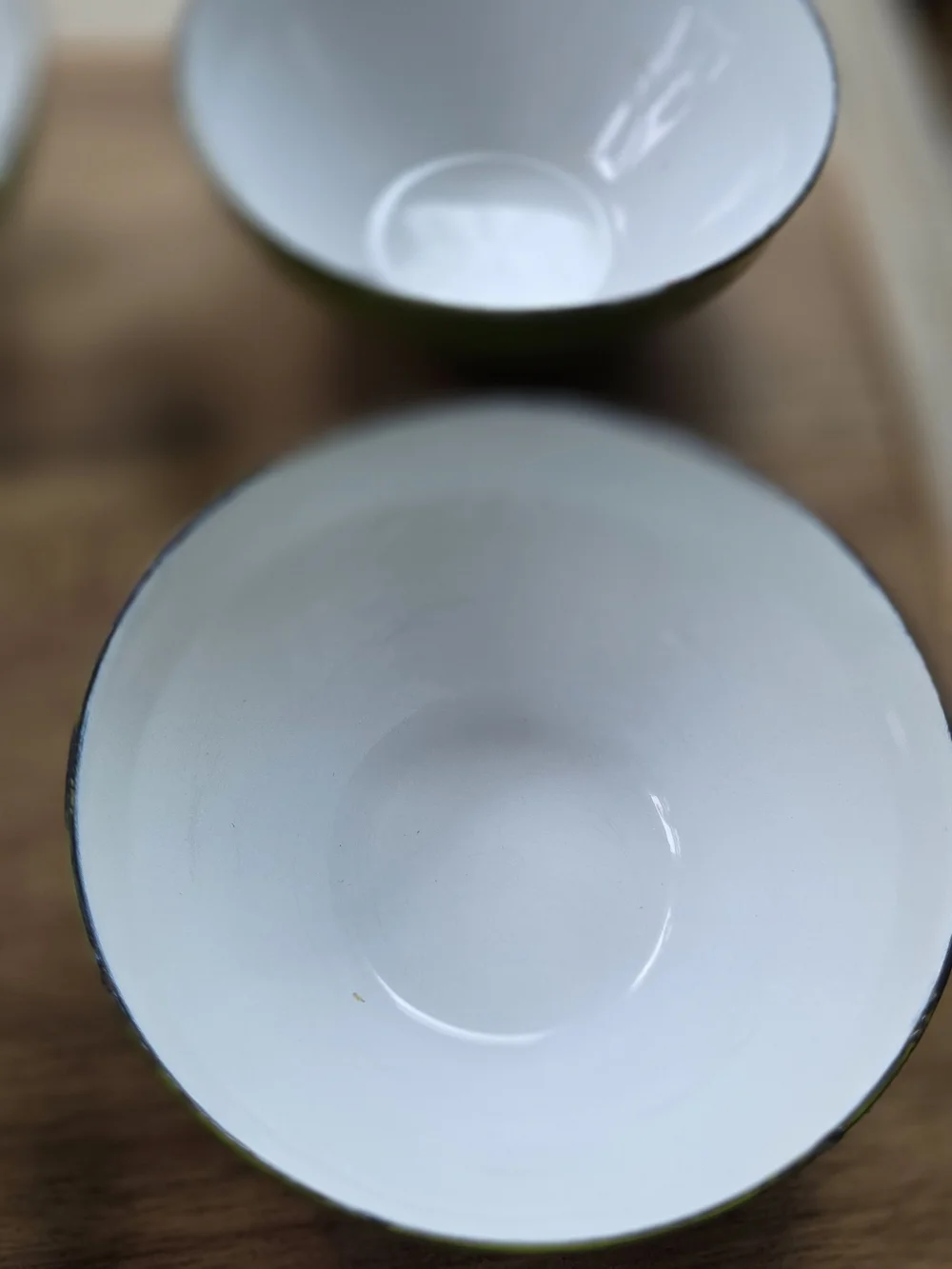 Green Enamel Fodue‎ Pot with Matching Bowls